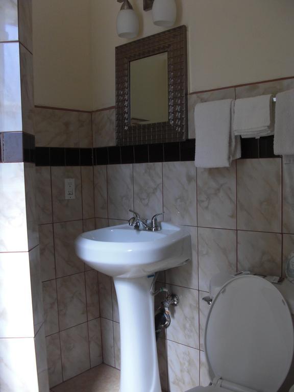קומפטון Tropicana Motel חדר תמונה